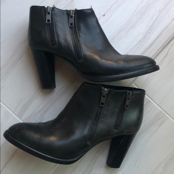 J crew 6 heeled leather ankle boots - Picture 6 of 6